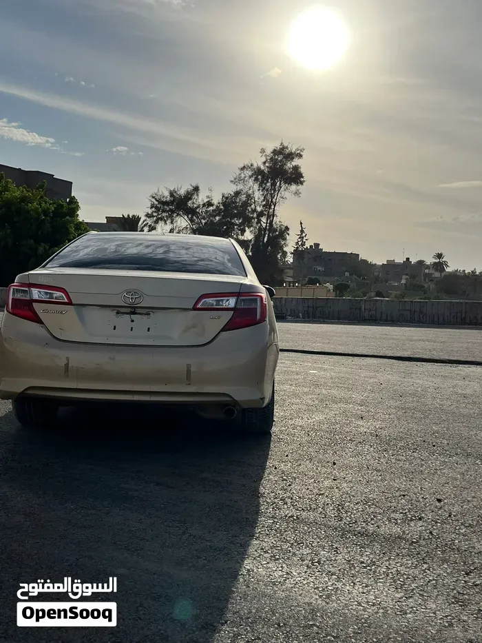Toyota Camry 2014 photo 3
