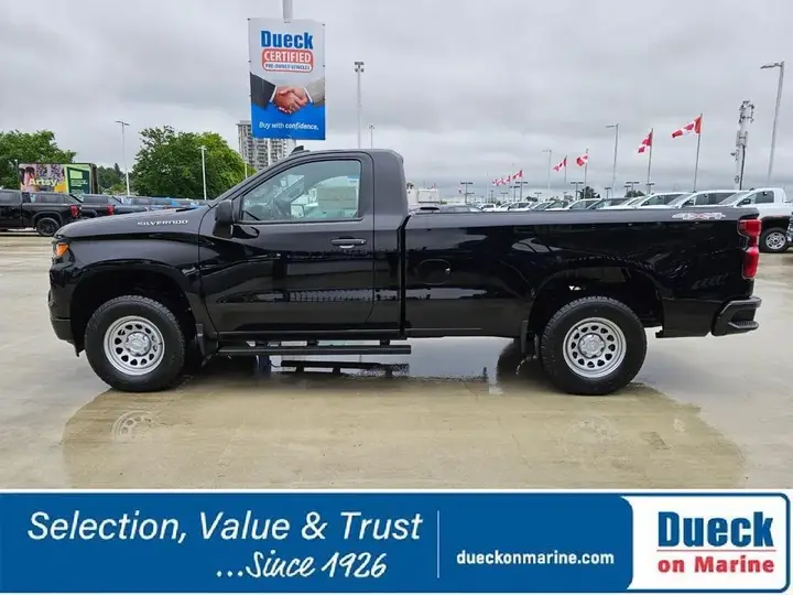 Chevrolet Silverado 1500 2025 photo 4