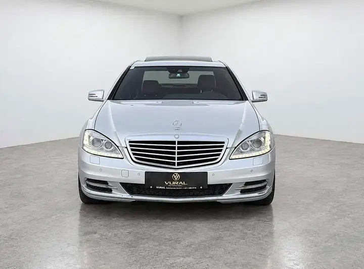 Mercedes-Benz S-Class 2012 photo 3