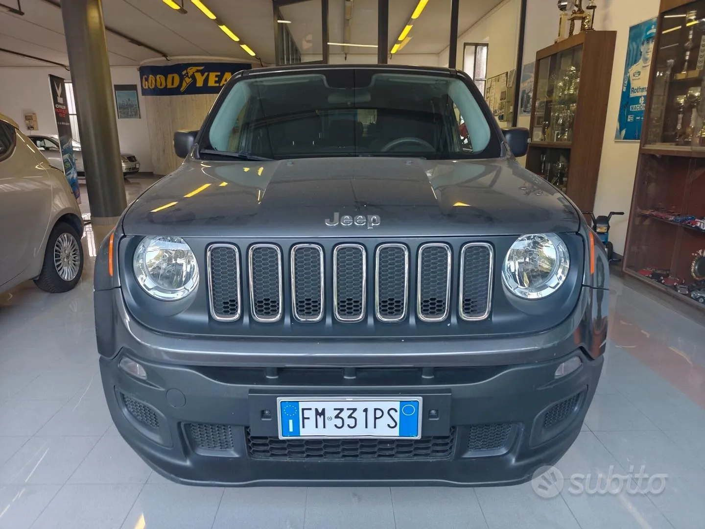 Jeep Renegade 2018 photo 2