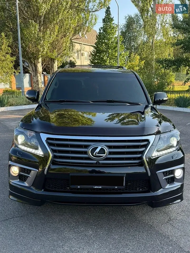 Lexus Lx