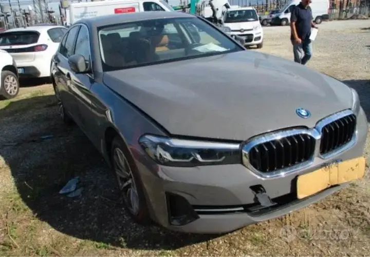 BMW 530E 2022 photo 3