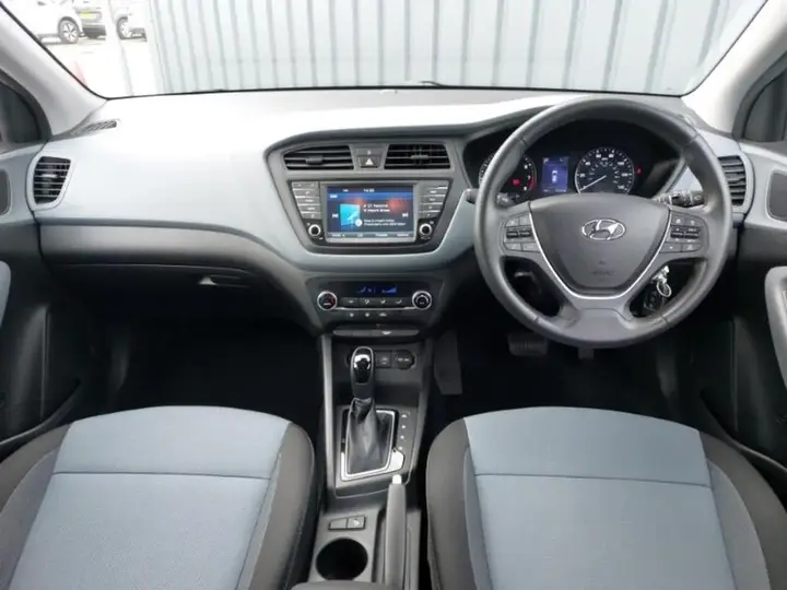 Hyundai I20 2016 photo 3