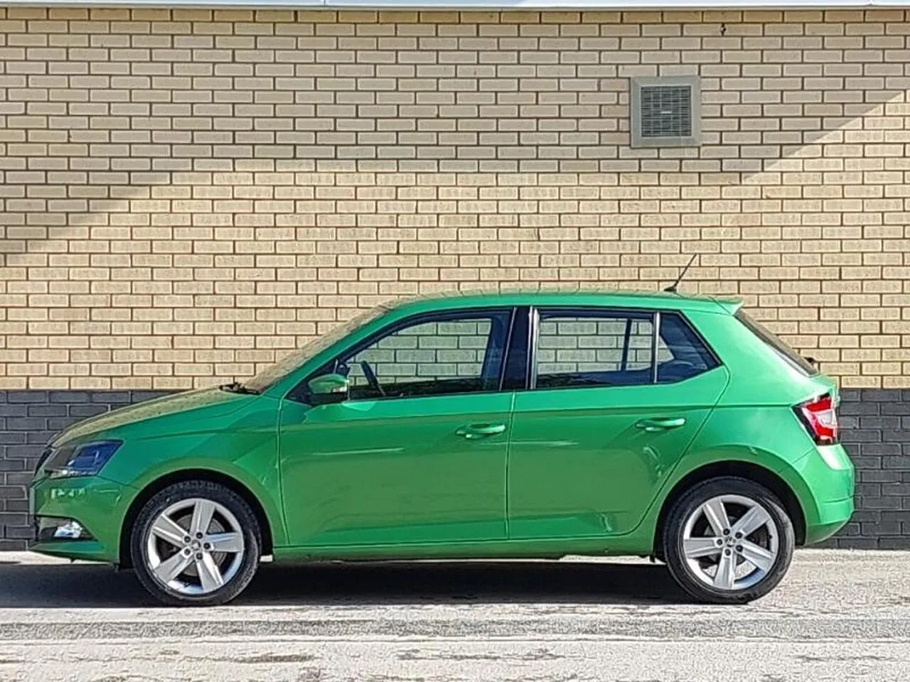 Skoda Fabia 2018 photo 4