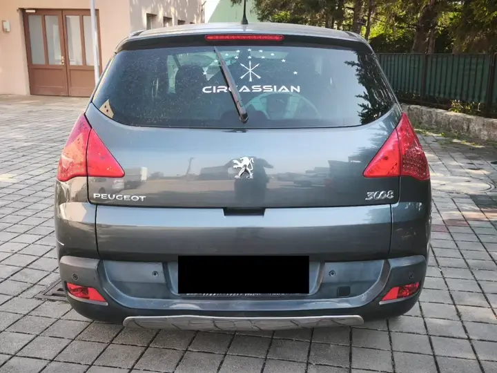 Peugeot 3008 2010 photo 3