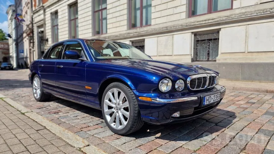 Jaguar Xj8 2003 photo 3