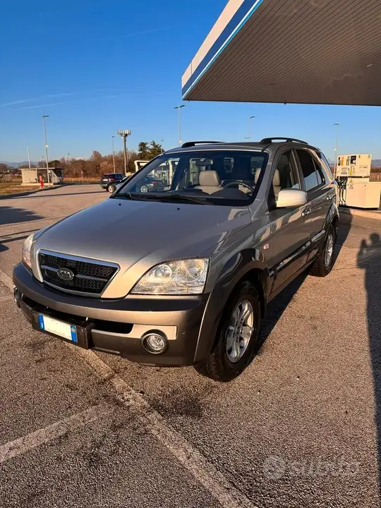 Kia Sorento 2004 photo 2