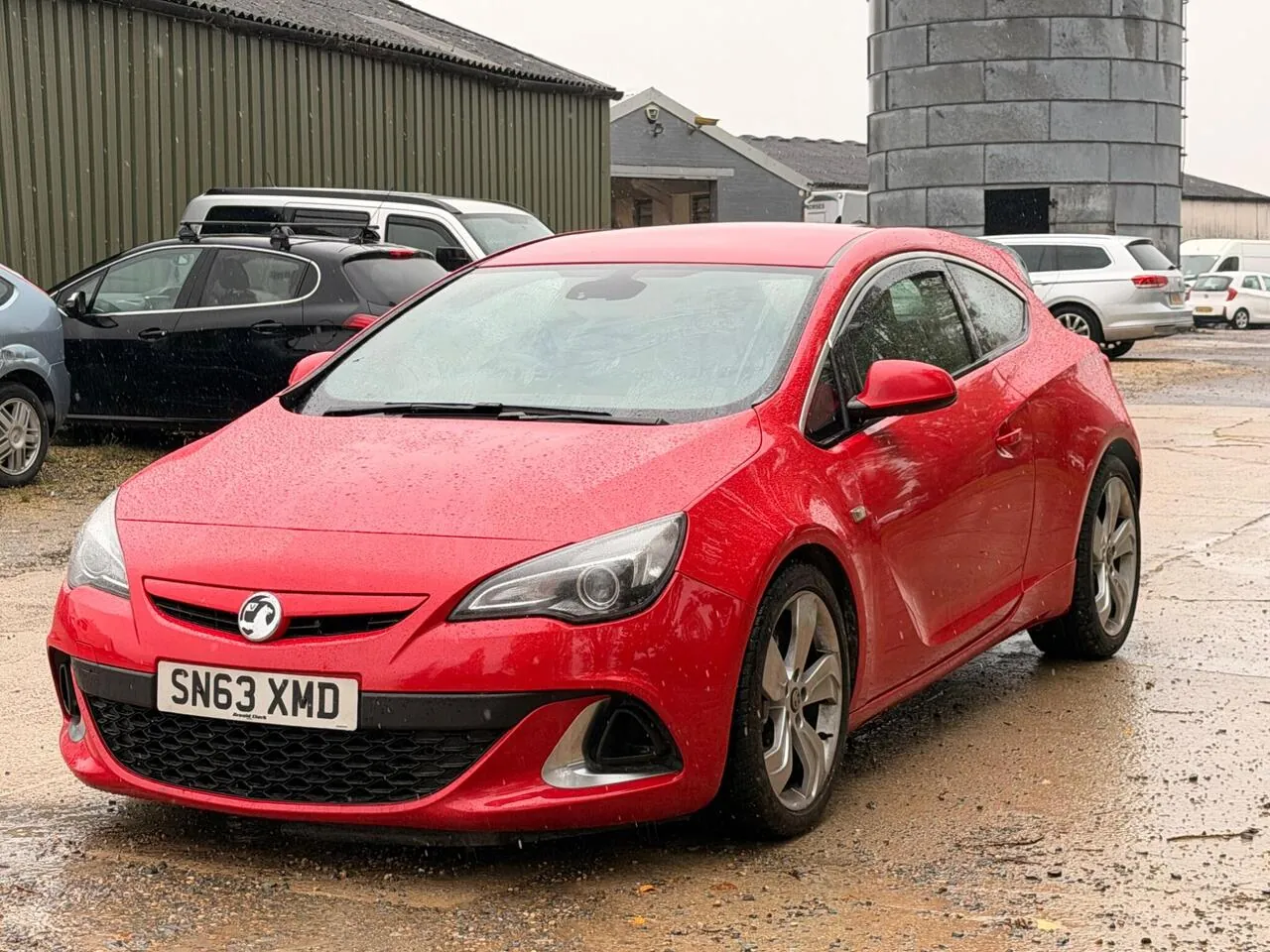 Vauxhall Astra Gtc 2013 photo 5
