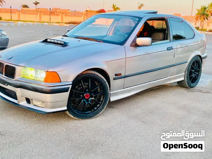BMW 3 Series 2001 photo 4