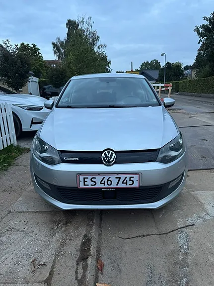 Volkswagen Polo 2015 photo 2