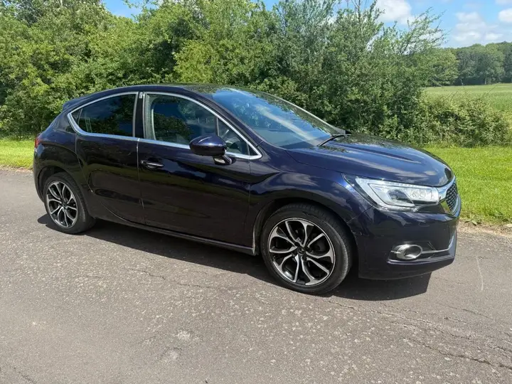 DS Automobiles Ds 4 2017 photo 2