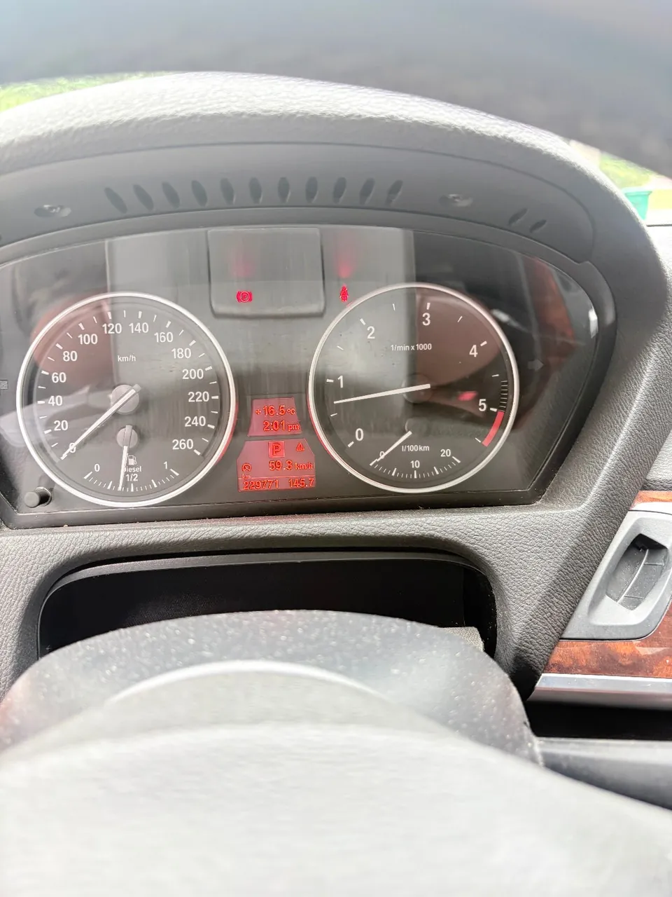 BMW X5 2012 photo 2