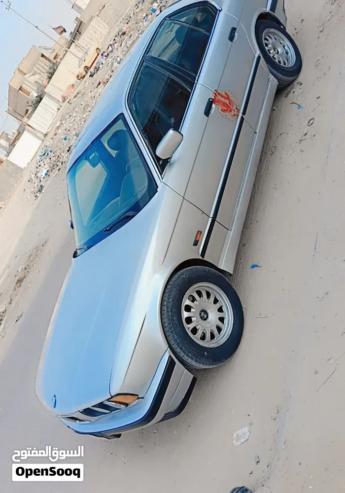 BMW 5 Series 1990 photo 3