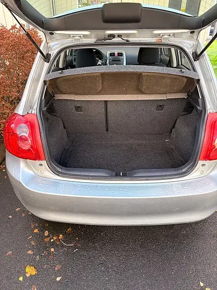 Toyota Auris 2009 photo 3