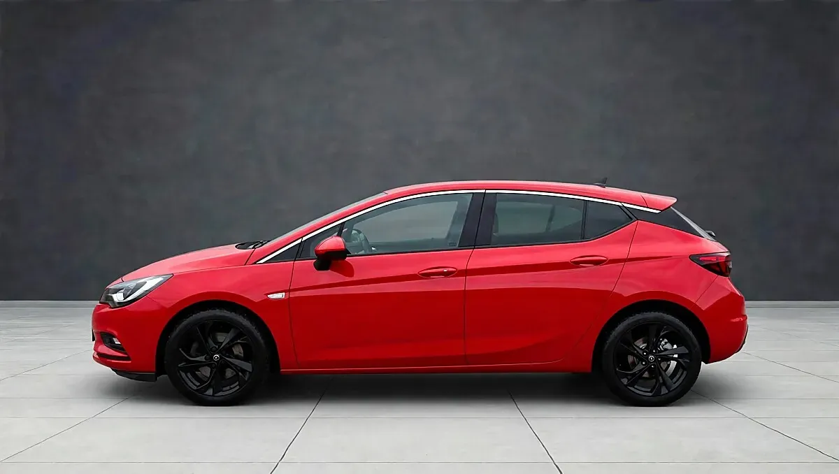 Opel Astra 2019 photo 2