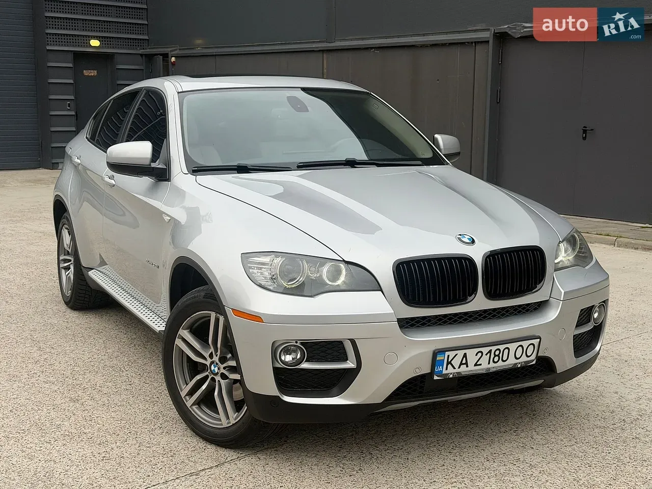 BMW X6 2012 photo 2