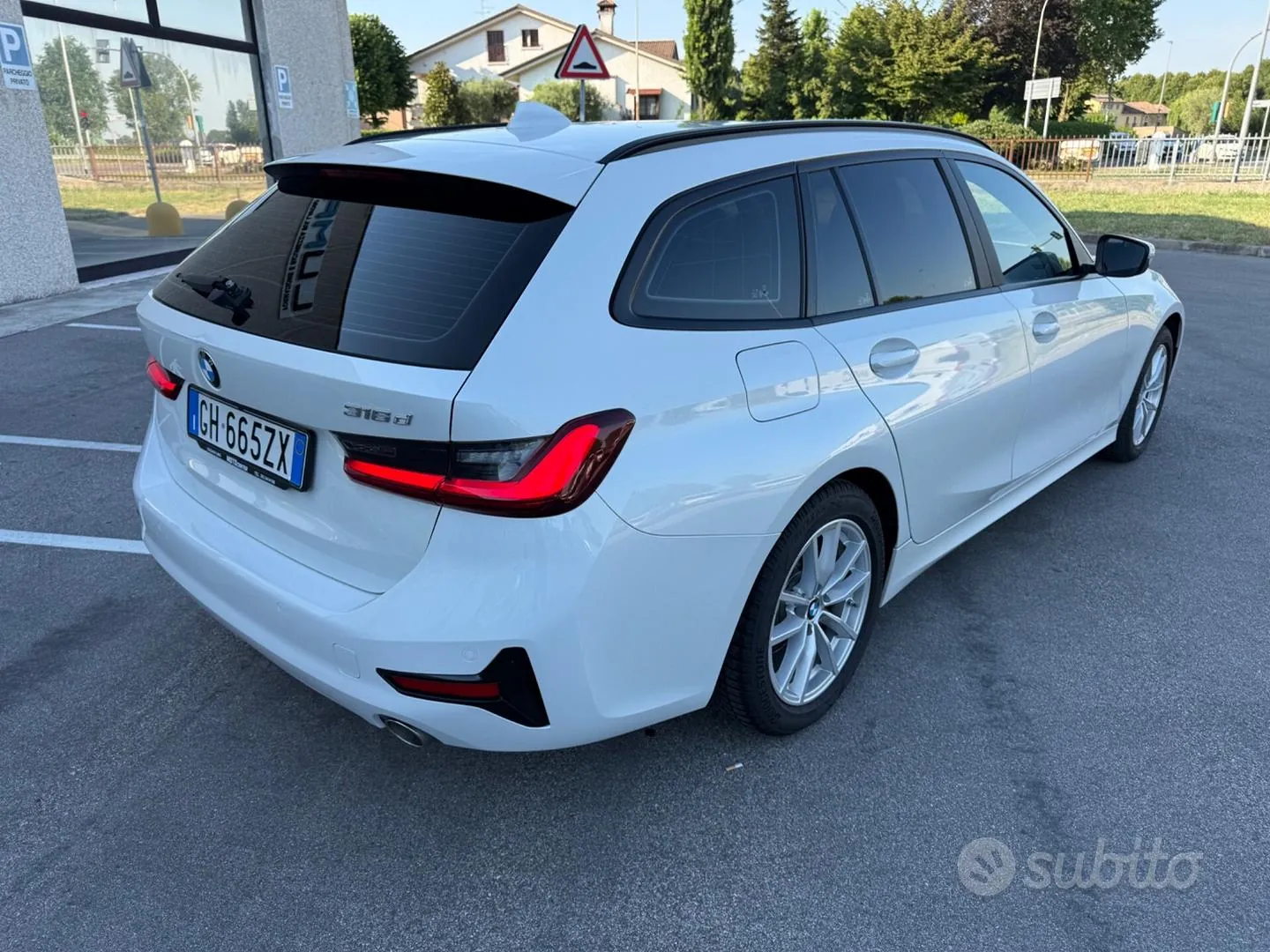 BMW 316D 2022 photo 4
