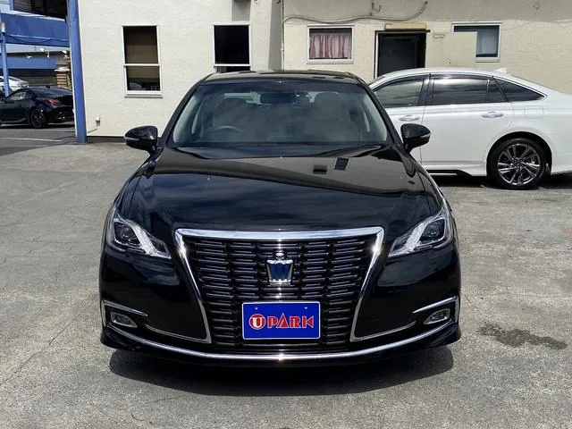 Toyota Crown Royal Sport 2015 photo 4