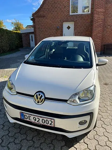 Volkswagen Up 2017 photo 2