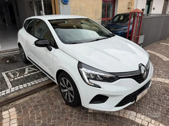 Renault Clio 2023 photo 5