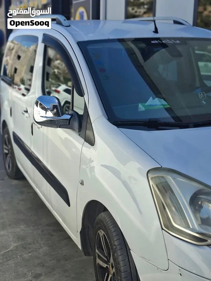 Citroen Berlingo 2012 photo 2