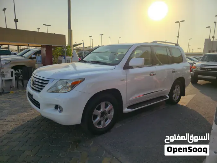 Lexus Lx 2010 photo 3