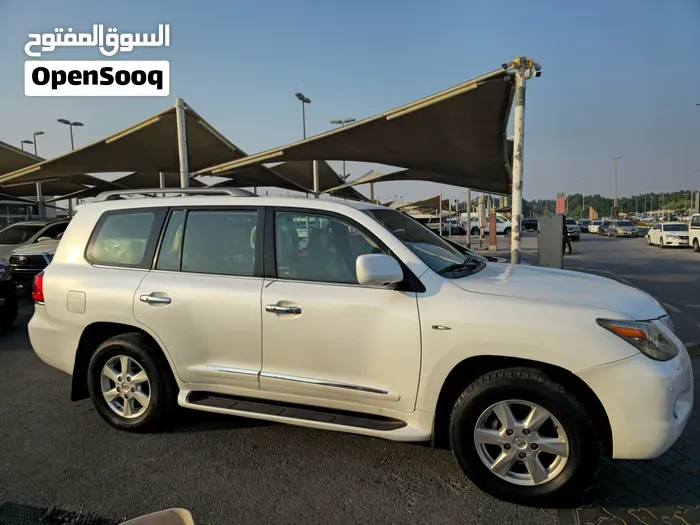 Lexus Lx 2010 photo 4