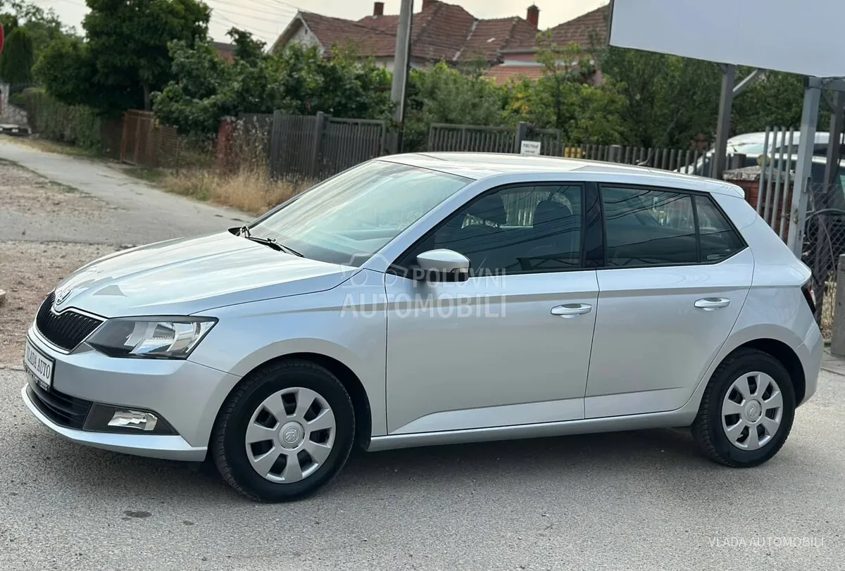 Skoda Fabia 2018 photo 3