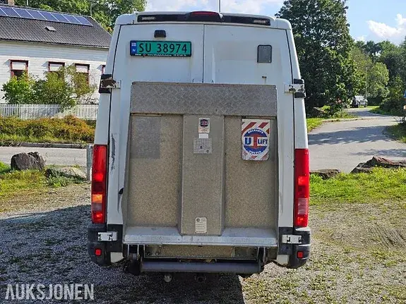 Iveco Daily 2006 photo 5