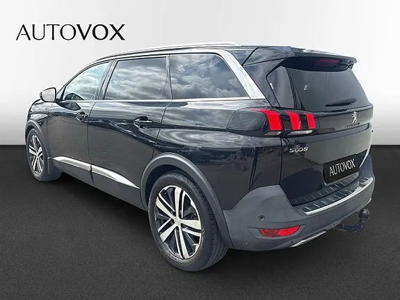 Peugeot 5008 2017 photo 3
