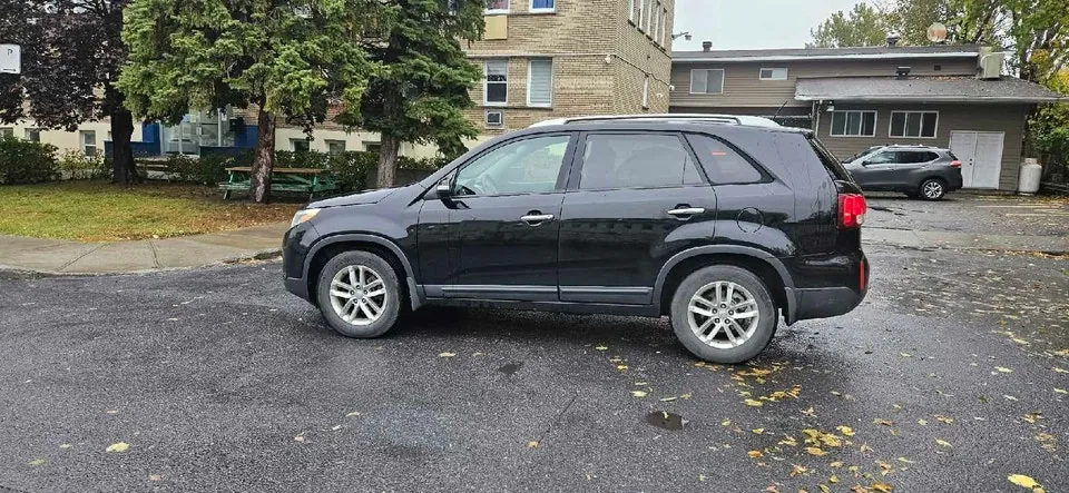 Kia Sorento 2015 photo 3