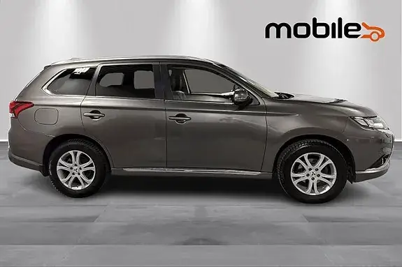 Mitsubishi Outlander 2016 photo 2