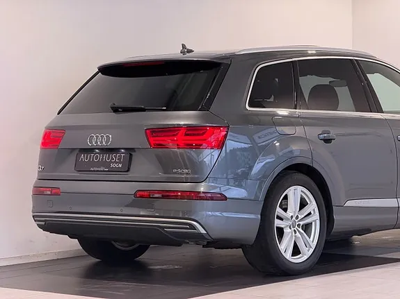 Audi Q7 2018 photo 4