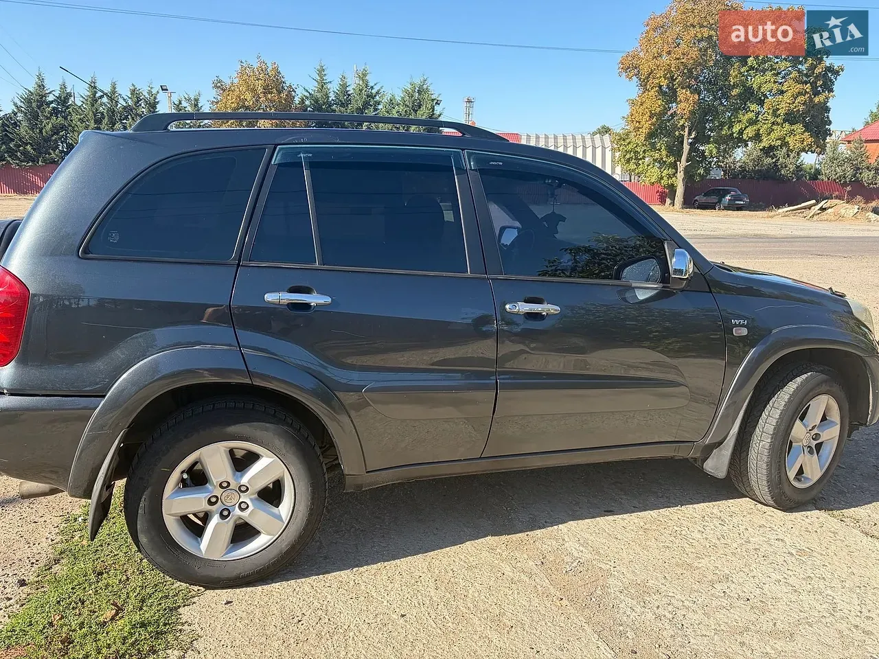 Toyota Rav4 2005 photo 2