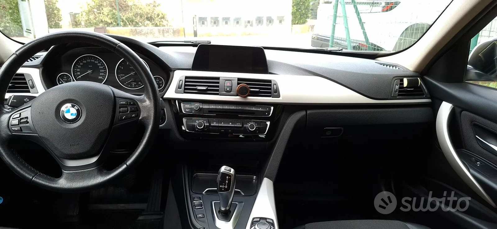 BMW 318D 2017 photo 3