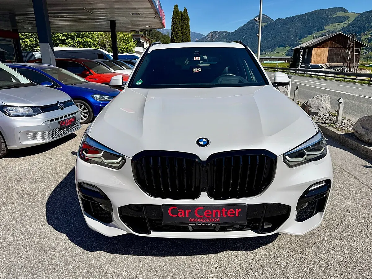 BMW X5 2019 photo 2