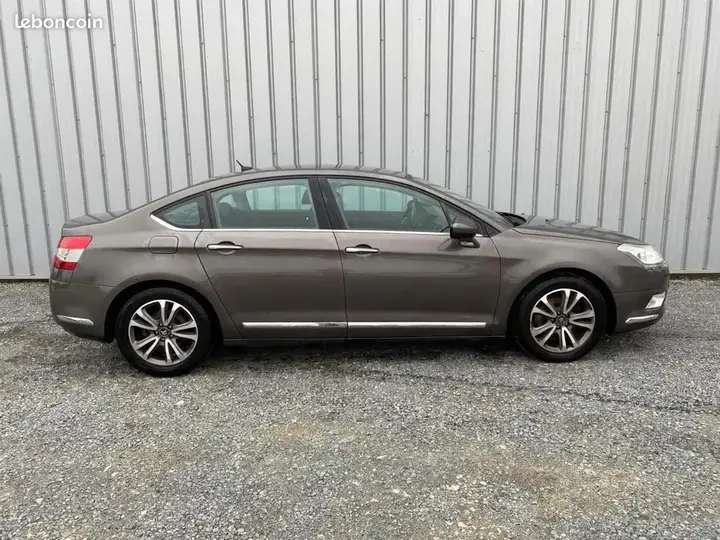 Citroen C5 2015 photo 5