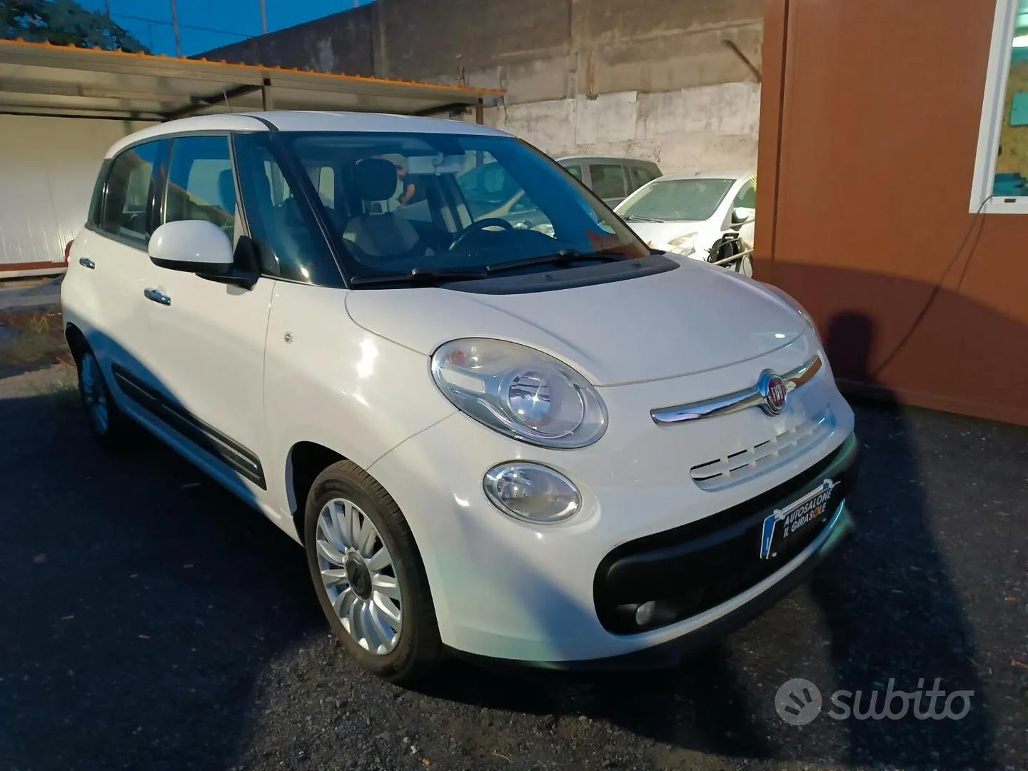 Fiat 500L 2015 photo 2