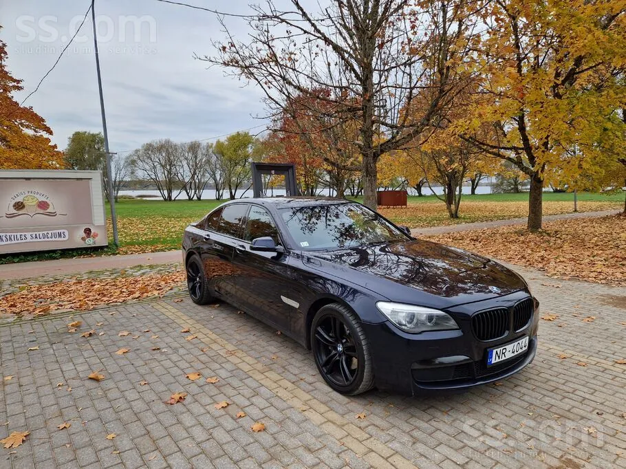BMW 730 2013 photo 3