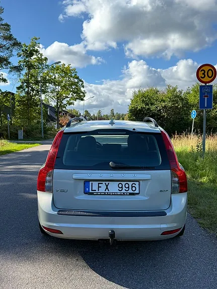 Volvo V50 2011 photo 5