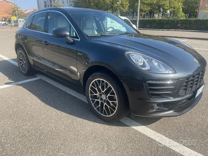 Porsche Macan 2016 photo 2