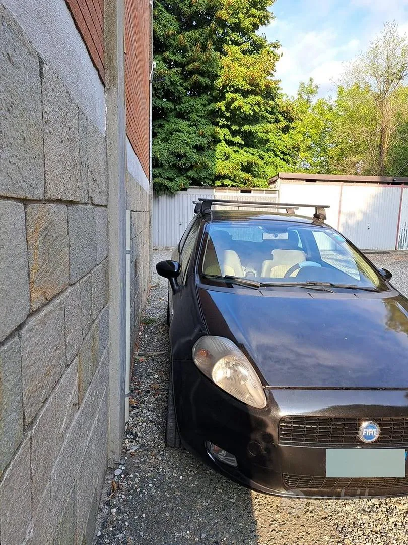Fiat Grande Punto 2006 photo 4
