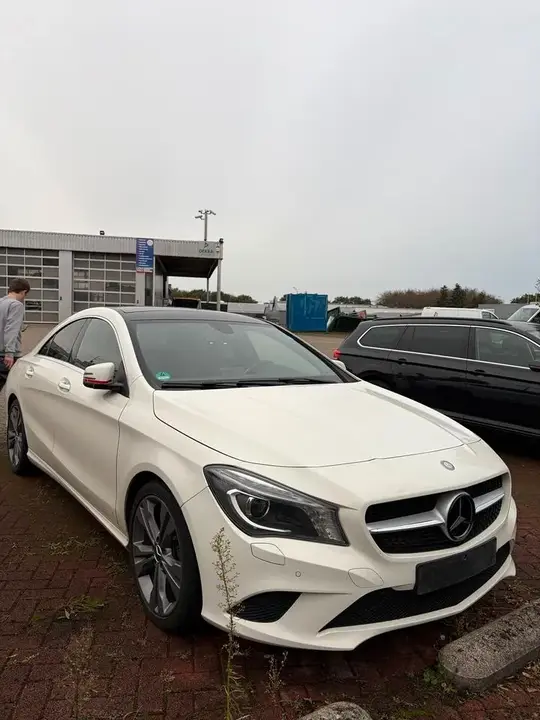Mercedes-Benz Cla 180