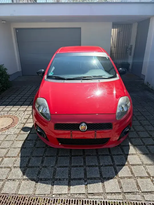 Abarth Grande Punto 2009 photo 2
