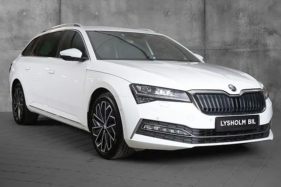 Skoda Superb 2023 photo 5
