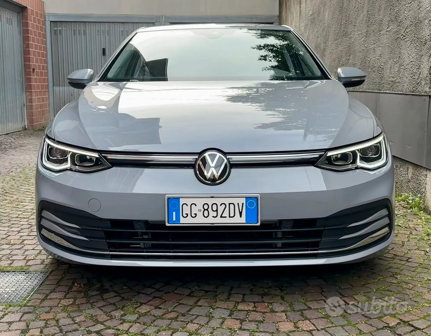 Volkswagen Golf 2022 photo 2