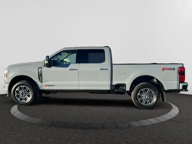 Ford F350 2027 photo 2