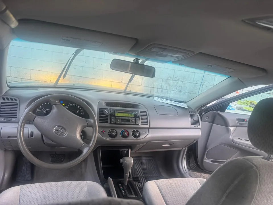 Toyota Camry 2004 photo 2