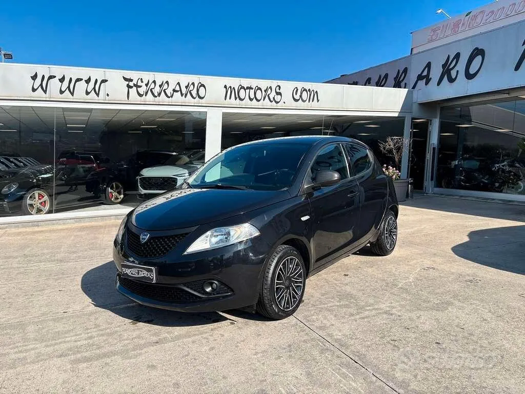 Lancia Ypsilon 2020 photo 2