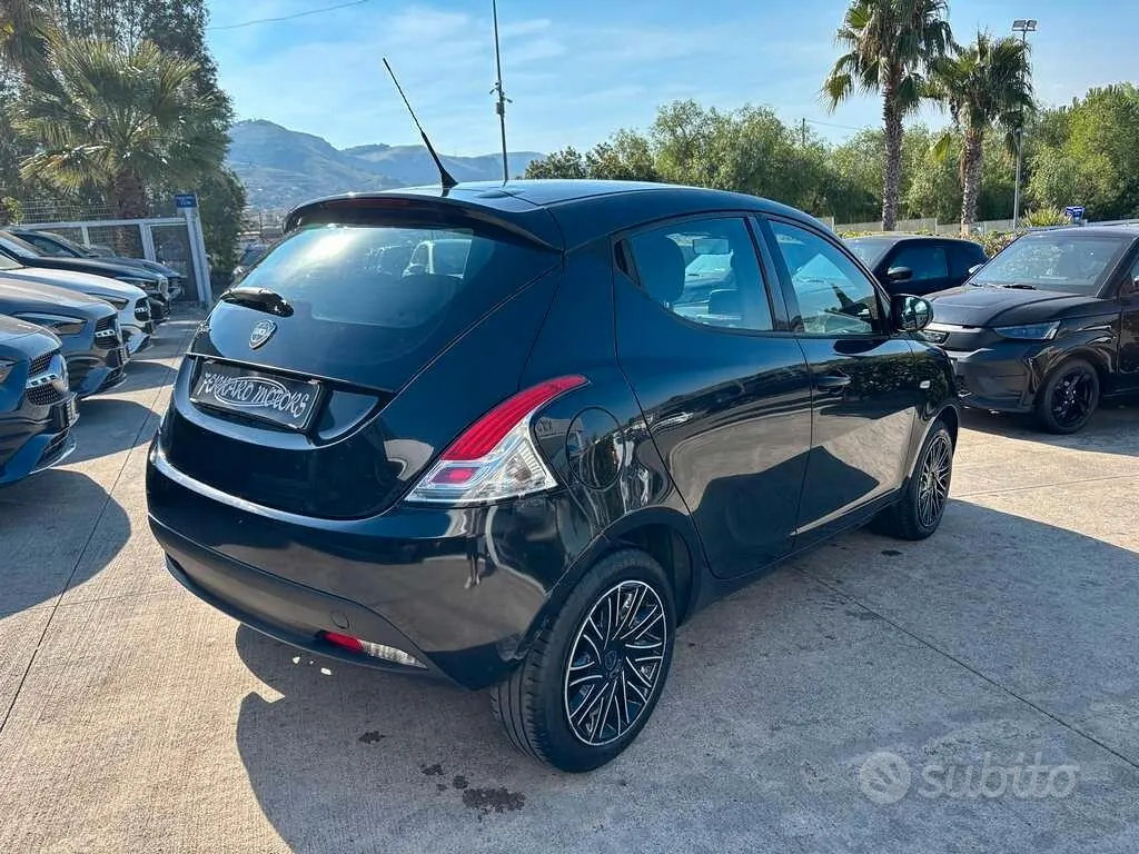 Lancia Ypsilon 2020 photo 5